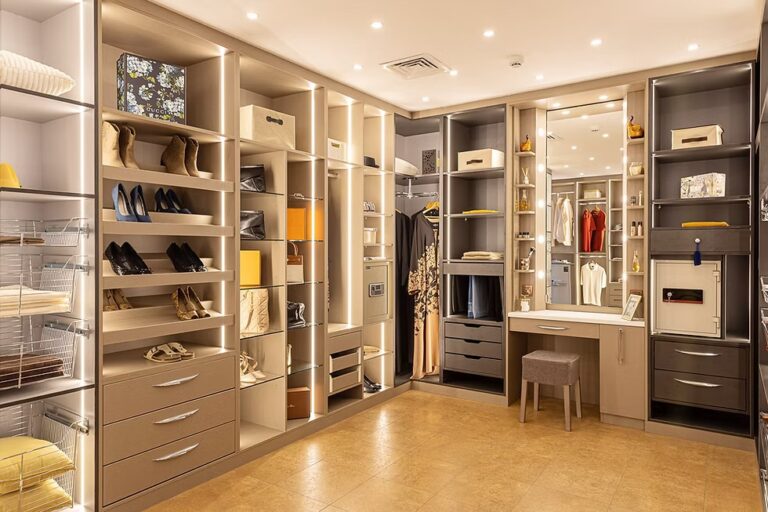 wardrobe dubai