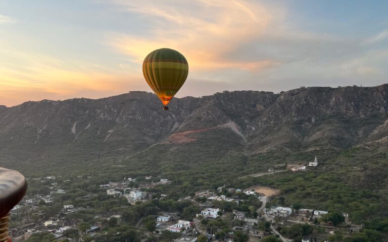 SkyWaltz Balloon Safari Booking Guide