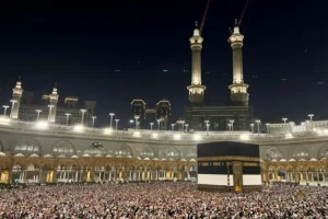 Group July Umrah Packages from the UK – Save More Together