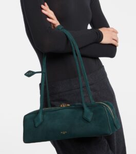 The Lasting Appeal of Alaïa Handbags in Luxury Fashion – CrownClutch