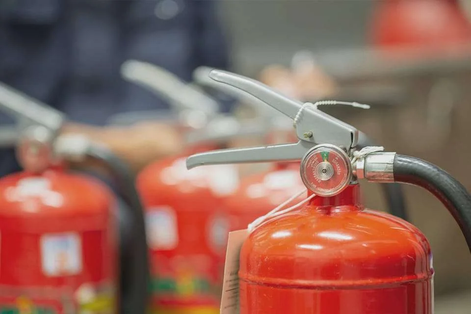 Fire-Safety-Training-for-Oil-Gas-960x640-1