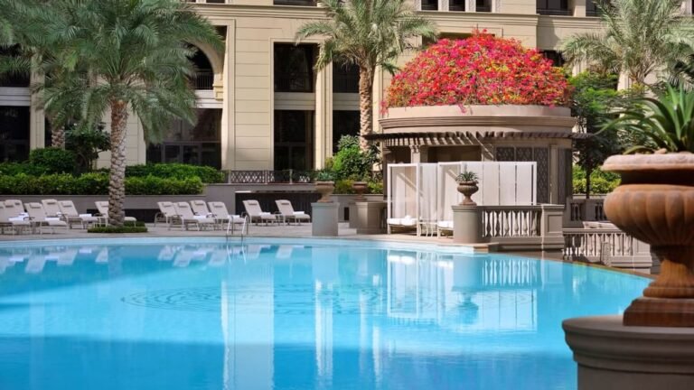Swimming Pool Dubai uae