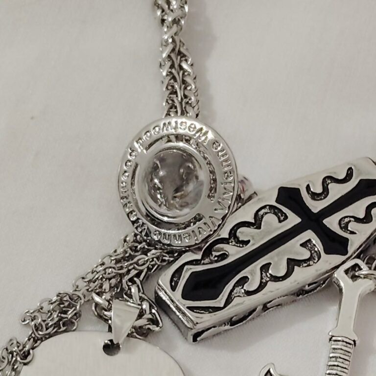 vivienne westwood necklace