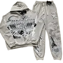Why Can a Mixed Emotion Tracksuit Add More Style to Casual Dressing?