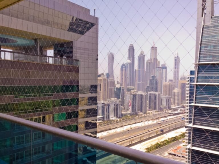 1_2SmmCxe-LECF-lMncmlySA