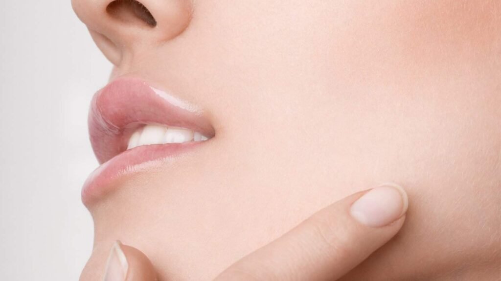 Lip Reduction in Dubai3